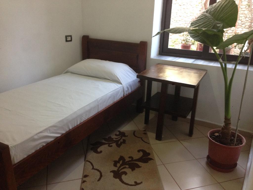 Eco Garten Guest House Shkoder Room photo